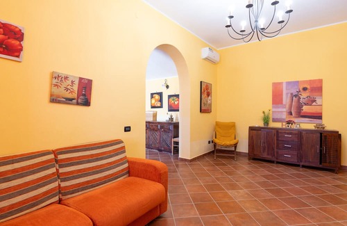 Trappeto House | Holiday Home 'Adelaide' with Sea View, Private Terrace and Wi-Fi