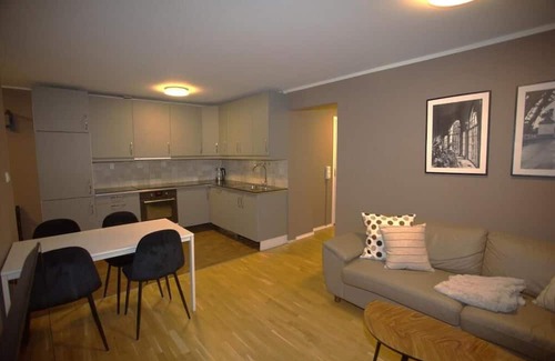 Oslo City Centre Apartment | Modern Grünerløkka gem