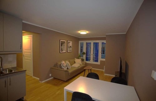 Oslo City Centre Apartment | Modern Grünerløkka gem