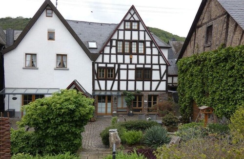 Treis-Karden House | Old Winemaker's House Müntnich