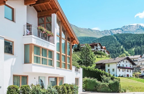 Fendels Apartment | Lovely apartment for 4 people with WIFI, TV, terrace and pets allowed