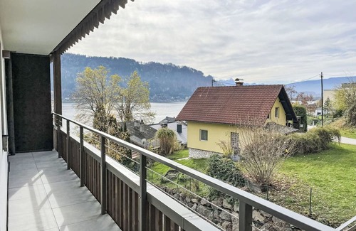 Sattendorf Apartment | Nice apartment for 5 people with WIFI, TV and balcony