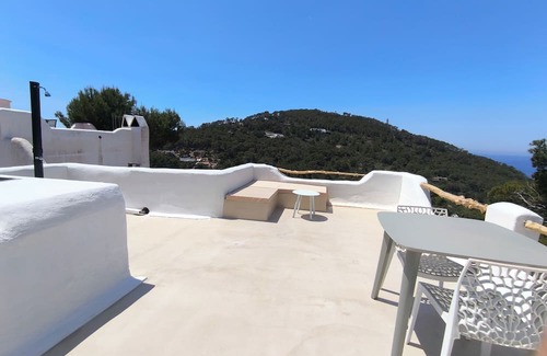 Cala Vadella Apartment | Studio with sea view and private terrace