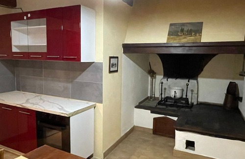 Vescovado Apartment | Apartment 'Leccio' with Shared Pool and Wi-Fi