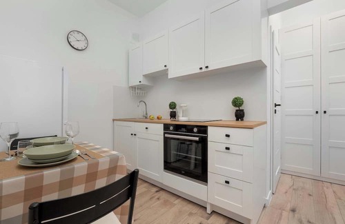 Srodmiescie Apartment | Tuwima 25 | Łódź | Beige Apartment | Remote Work