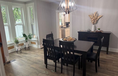 Holdrege House | Come and enjoy our cozy remodeled home centrally located and close to everything