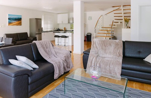 Civljane House | Cozy home in Cetina with private swimming pool, can be inside or outside