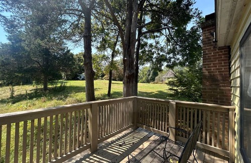 Scottsville Cottage | Private cabin in wine country