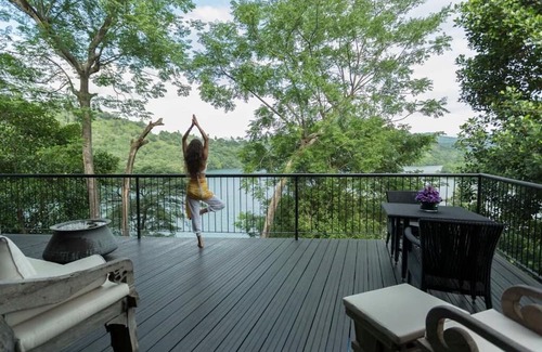 Wayikkal Villa | Lake view mountain yoga villa