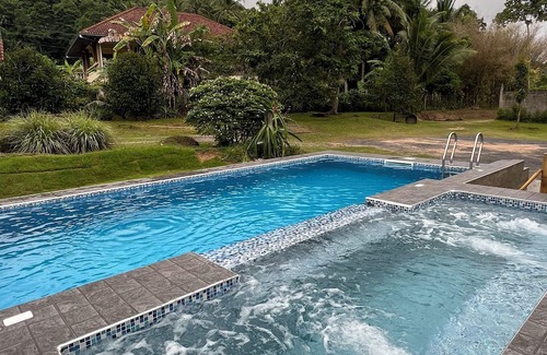 Thong Krut Villa | Charming 3-bedroom villa in kho samui Chang Wat Surat Thani