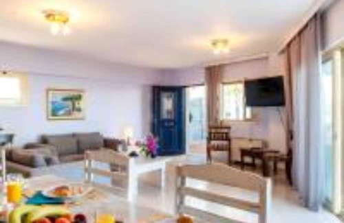 Lygia Villa | SALTY BREEZE Beachfront Villa