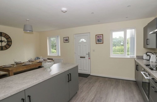 Gwystre Cottage | GLANDWR HOUSE, with a garden in Llandrindod Wells