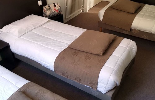 Lourdes Hotel | Cozy Unit for a Relaxing and Unforgettable Trip! Near Prime Attractions!