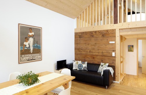 Brienzwiler Apartment | Chalet loft "Rothorn" in Brienzwiler - surrounded by mountains, forest and water