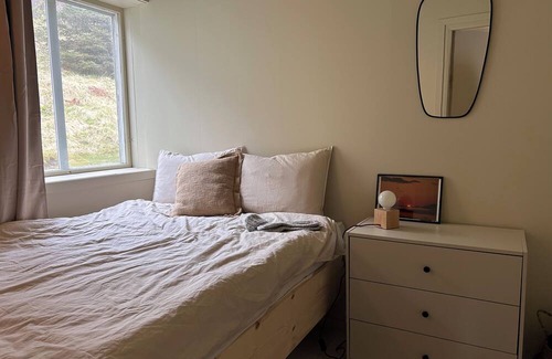 Flakstad House | tnCasa Lofoten privat and quiet with beach