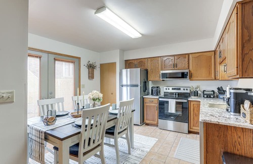 Clearfield House | Townhome w/Patio: 1 Mi to Clearfield Riverwalk
