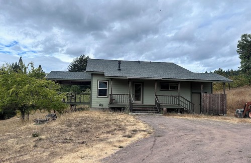 Navarro House | Wine Country Getaway with Redwood Forest View Pool- Navarro, CA