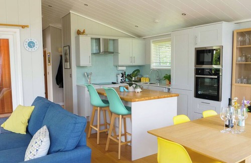 Hay-on-Wye House | Modern Country Retreat with Malvern Hills Views - Wye Knot