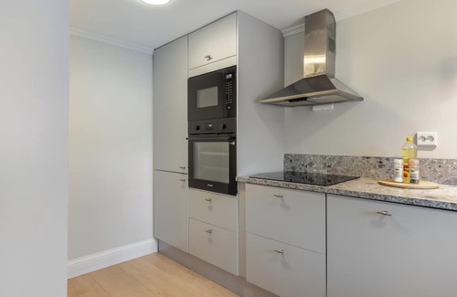 Arendal House | House with 4 Bedrooms – Near Arendal City with Private Parking for 1 car