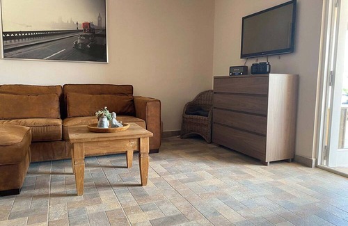 Soto Apartment | www.apartmentsdiva.com