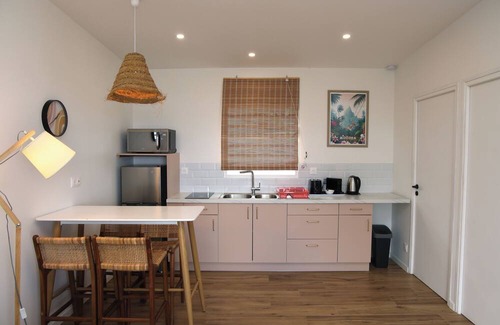 Vaitape House | A modern, well-equipped bungalow with an exceptional view of the lagoon!