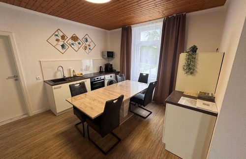 Blankenburg Apartment | Apartment 'Unser Harztraum' with Balcony, Wi-Fi and Air Conditioning