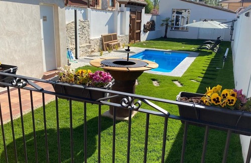 Nieva House | Country House 'La Antigua Taberna' with Private Pool, Wi-Fi, and Air Conditioning