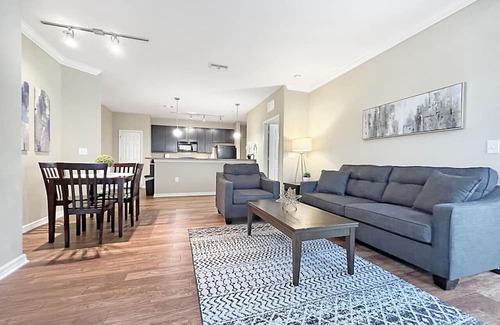 Lutz Apartment | Lantower Cypress Creek #8-105 [CORE]