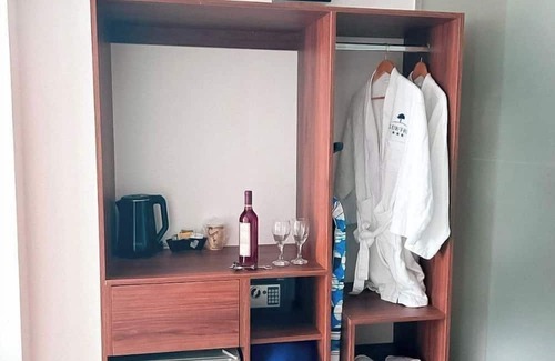 Chancay Apartment | Blue Three - Suite con jacuzzi y balcón