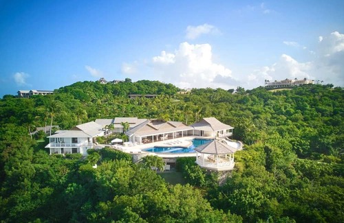 Mustique Island Villa | Blackstone Summary: N