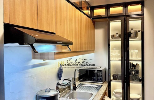 Pasig Condo | Modern 1BR/2BR Condo Staycation w/balcony
