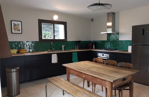 Auch House | House with swimming pool sleeps 13. A 15-minute walk from the historic center of Auch!