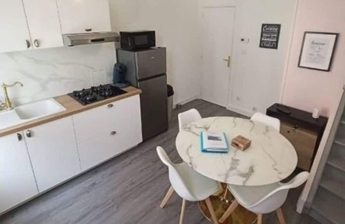 Armentieres House | La Belle Armentières Art Deco House, 15 min from Lille & 5 min from Belgium