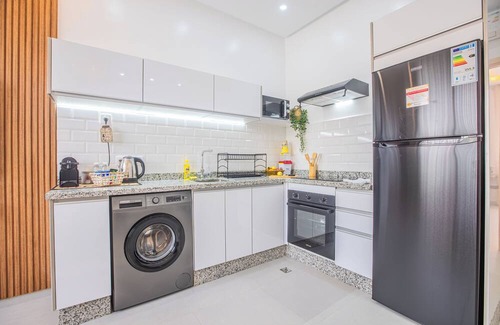 Imi Ouaddar Apartment | Brand New Hidden Cactus-3mn to Beach/Remote Work w/High Speed Wifi, AC & 4K TV