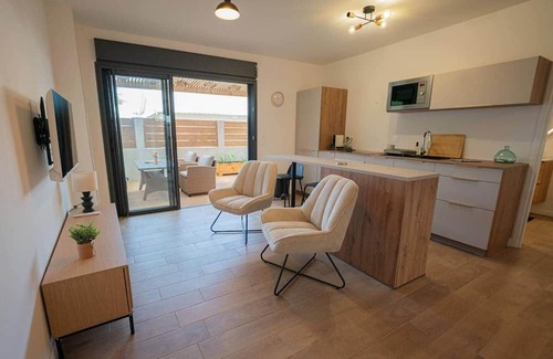 La Possession Apartment | Cosy T2 - close to nature and center - La Verrière