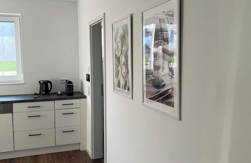 Uffeln Apartment | Semi-detached house with great views of Vlotho
