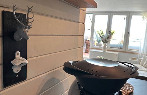 Sasbachwalden Apartment | 'Schwarzwaldlodge Zeitlos' with Mountain View, Private Terrace and Wi-Fi