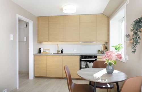 Alesund Apartment | Ålesund center modern apartment with terrace and stunning ocean & Mountain view!