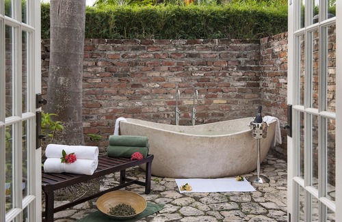 Montego Bay Villa | Rose Hall VillaOcean View,Private pool Staffed Villa, cook,housekeeper &butler
