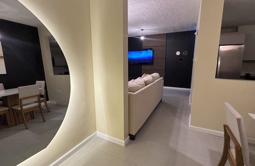 Arouca Condo | Vive Luxe Condo , Pool & 24/7 Security near Airport