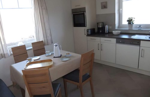 Heringsdorf House | Holiday Home 'Behnke' with Private Terrace, Private Garden and Wi-Fi