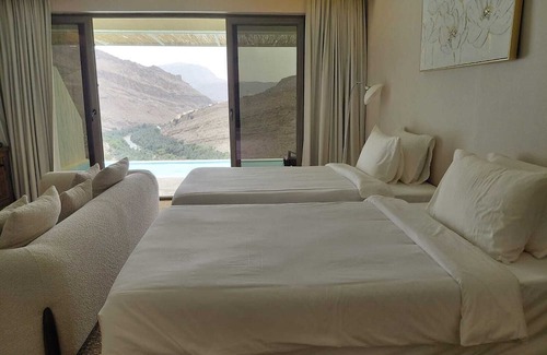 Wadi Bani Khalid Resort | WADINA RESORT-DELUX TWIN BED WITH PRIVATE POOL