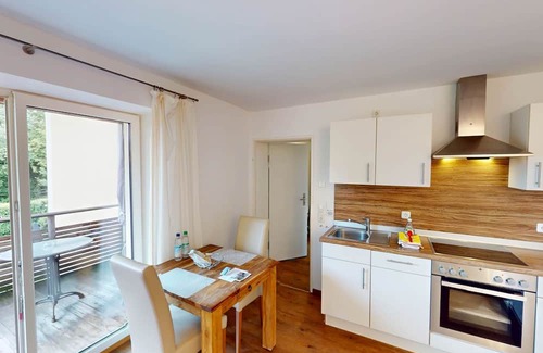 Bad Aibling Apartment | Suite 4 on the 1st floor, 1.5 room apartment with south-facing balcony