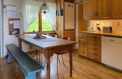 Midsund Municipality House | Lovely home in Fiksdalen