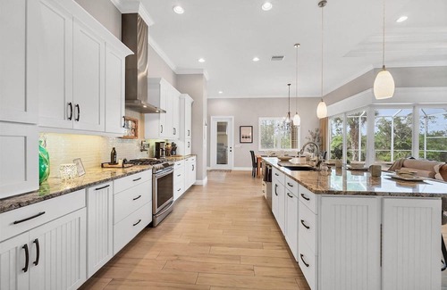Burnt Store Isles House | Burnt Store Isles Luxury Canal Retreat - Private Pool + Spa + Outdoor Kitchen