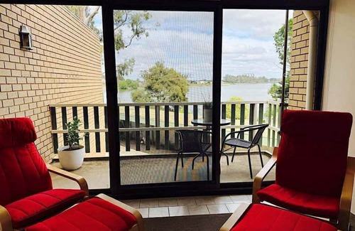 Nagambie Apartment | On the Lake in Nagambie