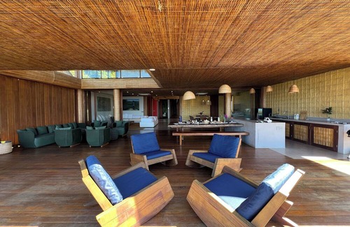 Caraiva House | Caraíva Paradise: 7 Suites, Pool and Riverfront