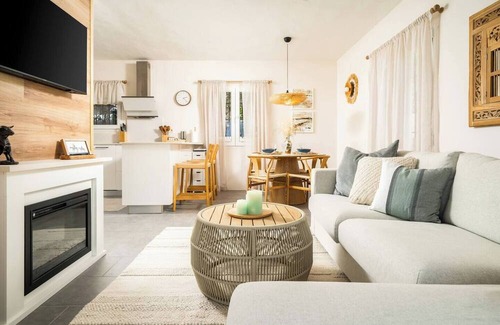 Teulada Apartment | Charming 2-bedroom with sea views, pool and tennis