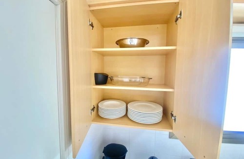 Capao da Canoa Apartment | 2 bedrooms, suite, 3 splits, wi-fi, front balcony, sunny!