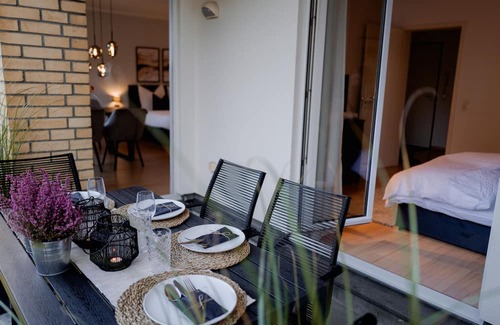 Schwerin Apartment | Balkon-suite am Sieben-seen-center für 4